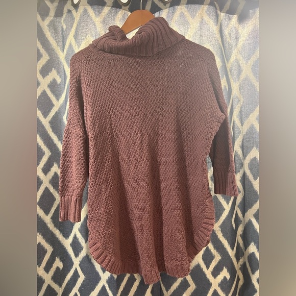 Express Oversized Tunic Sweater S​ - Picture 3 of 4